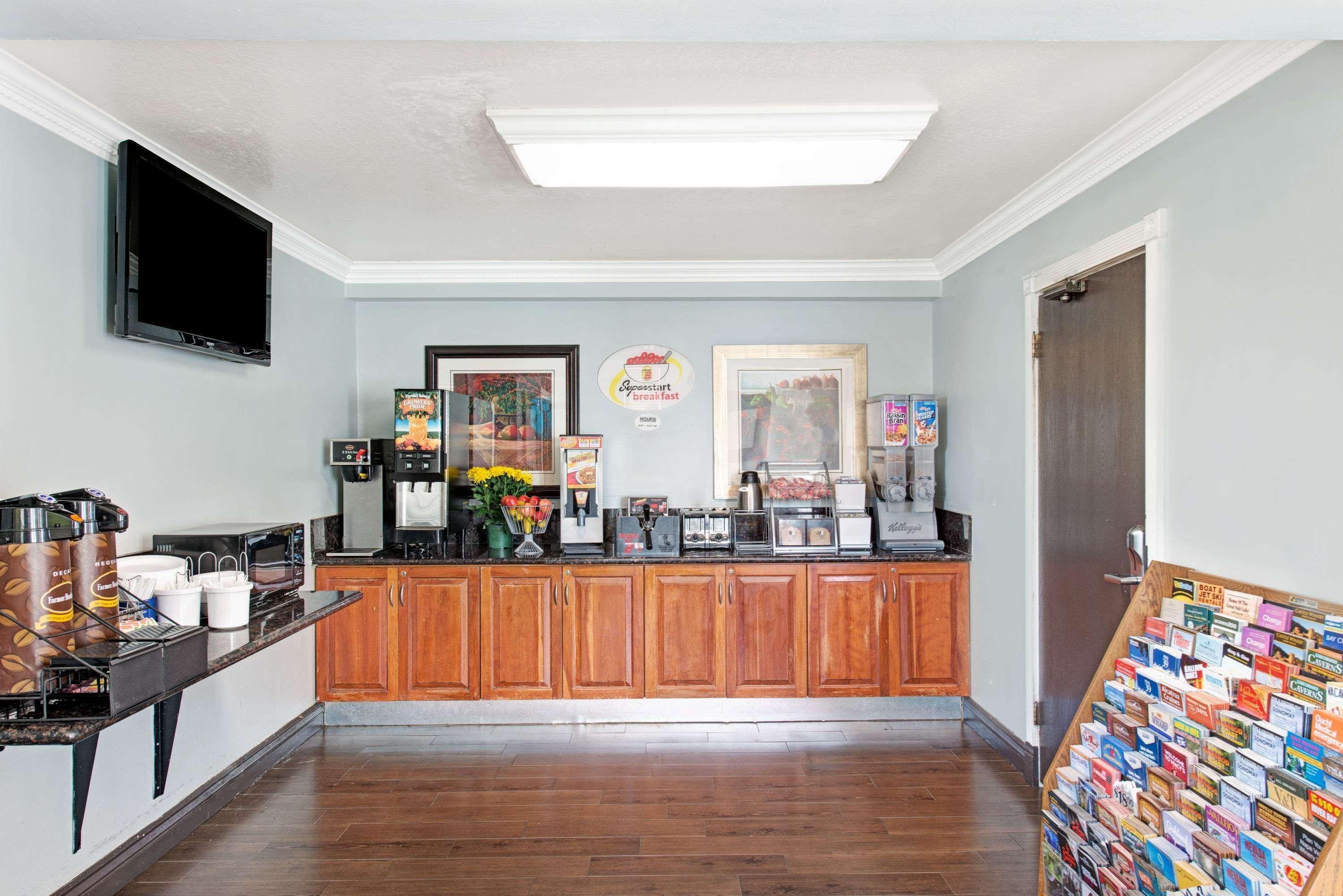 Hotel Super 8 By Wyndham Sacramento/Florin Rd à Freeport Extérieur photo