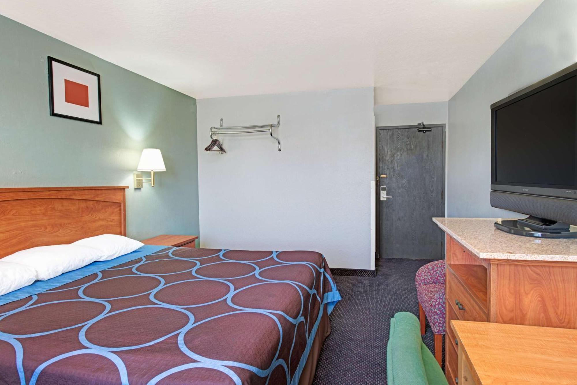 Hotel Super 8 By Wyndham Sacramento/Florin Rd à Freeport Extérieur photo